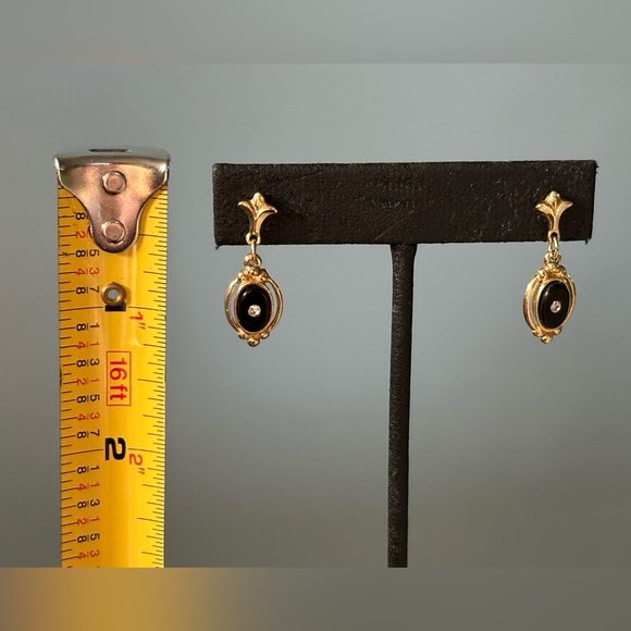 Avon Victorian Revival Mourning Onyx Gold Plated Drop Earrings Old Money - Picture 4 of 4